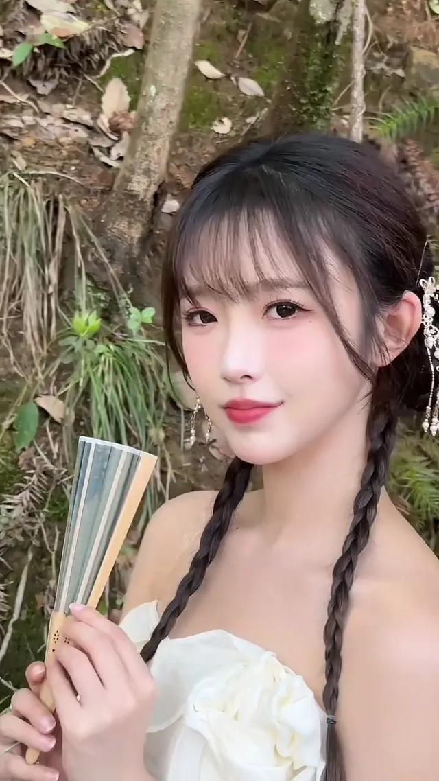 美女如云