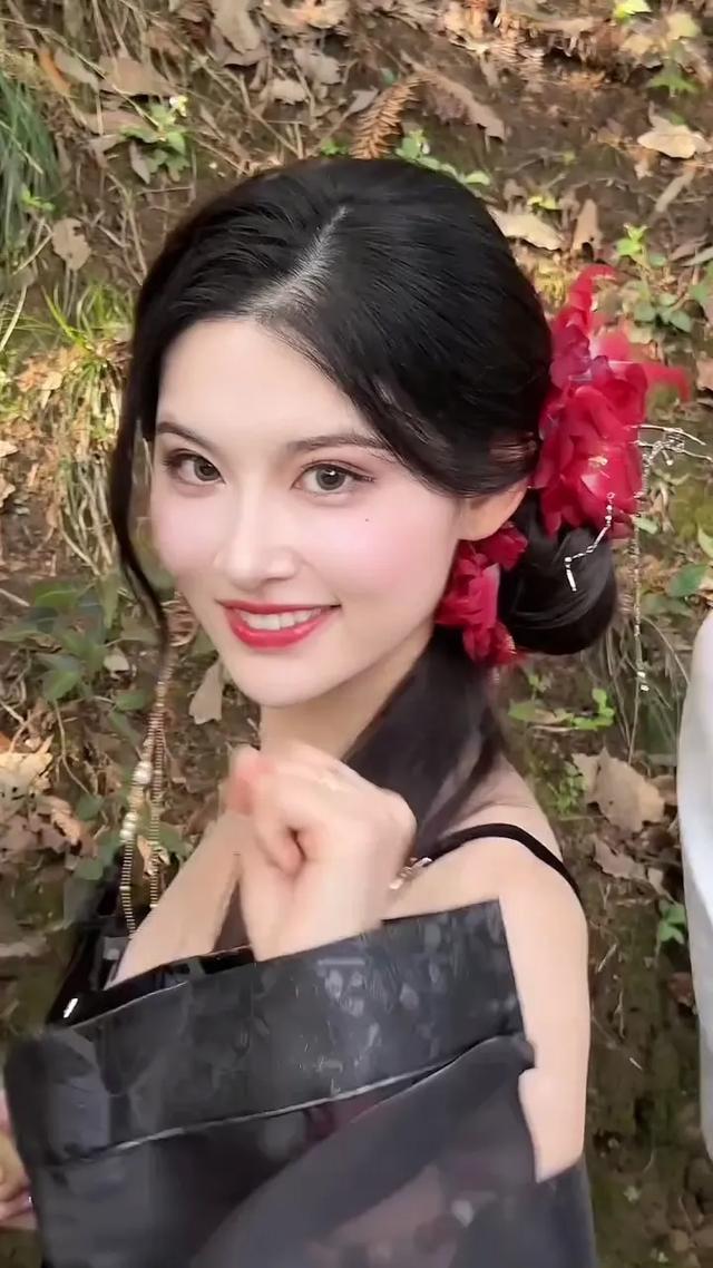 美女如云