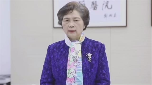 我国最美女院士，曾是赤脚医生，如今73岁仍战斗在武汉疫情最前线