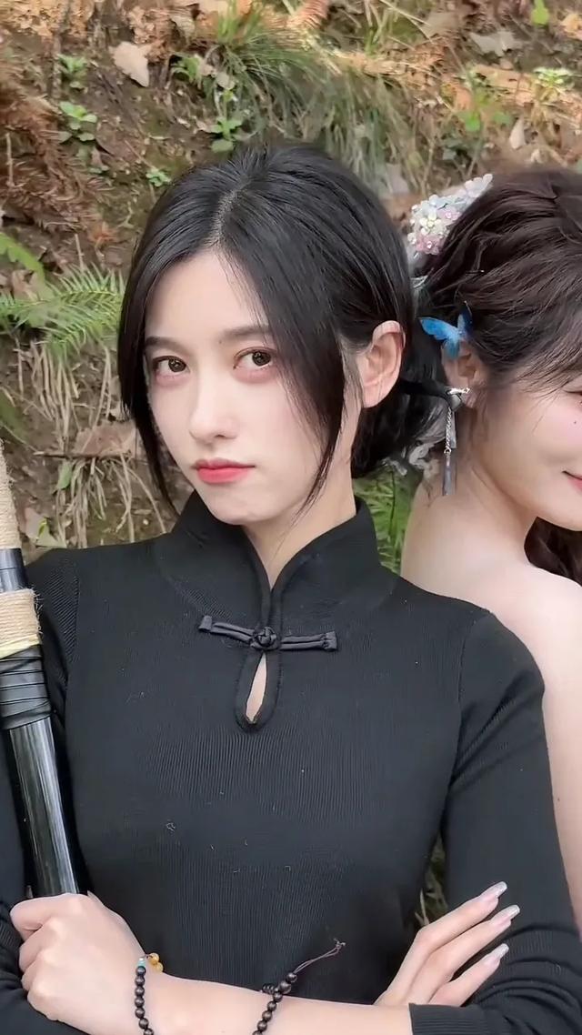 美女如云