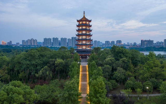 天津美女去了一趟芜湖市，回天津后她是这样评价芜湖的！