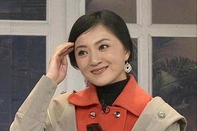 五登春晚火遍全国，竟然沦落到精神病院 谁害了“小品女王”金玉婷