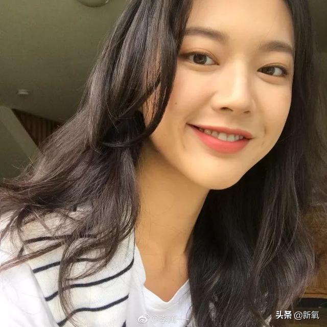 又一位知乎女神火了！暴瘦30斤的小胖妞，如今美成少女版汤唯