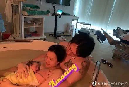 女星大胆水中分娩生二胎，一缸血水画面太触目惊心