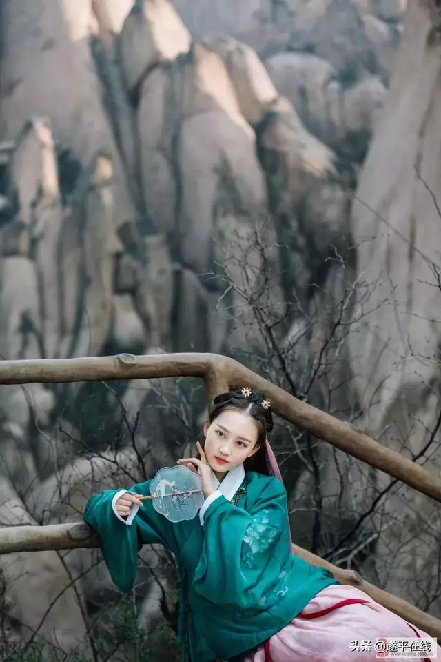 图说：那些惊艳了嵖岈山的汉服美女！你看过吗？