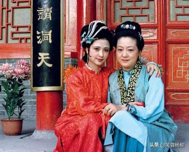 87《红楼梦》她漂亮洋气，上妆后成古典美女，前后判若两人