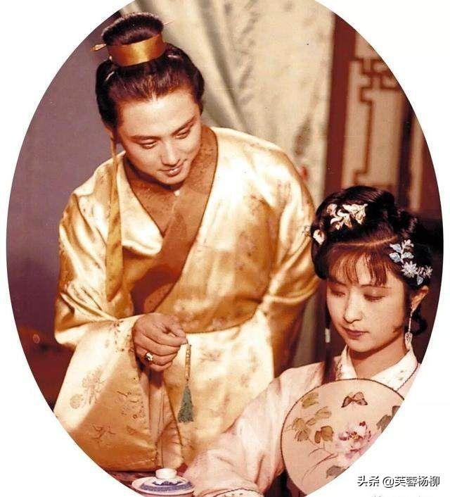 87《红楼梦》她漂亮洋气，上妆后成古典美女，前后判若两人