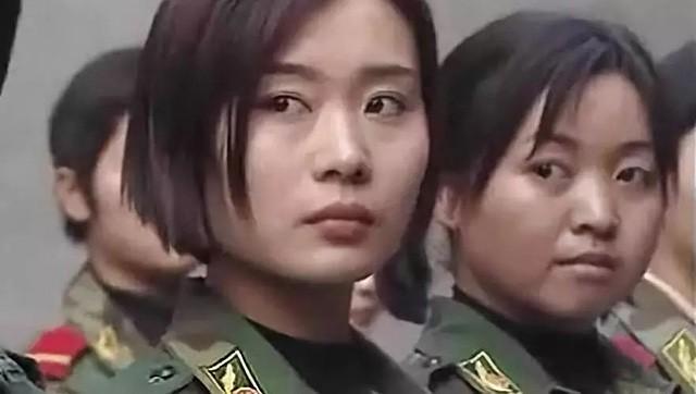 首位女子特警警花：16岁入伍，35岁获中国十大女杰，爱情也很美满