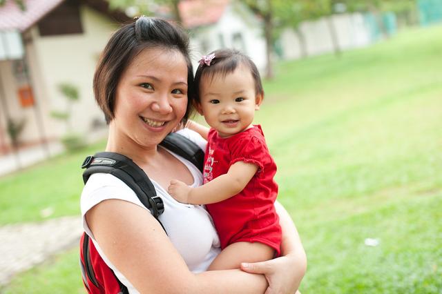 因吃奶咬乳头，亲妈把宝宝打到住院！真不该，用对方法就能制止