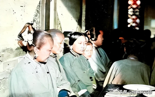 1946年，在日本乐不思蜀的美国军人的日常，天天和美女泡在一起！