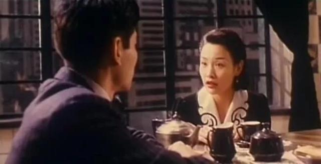 1994年，香港最会拍女人的导演，他调教出了叶玉卿的“端庄”美