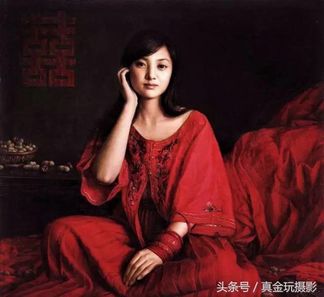 美女画家，画美女真美