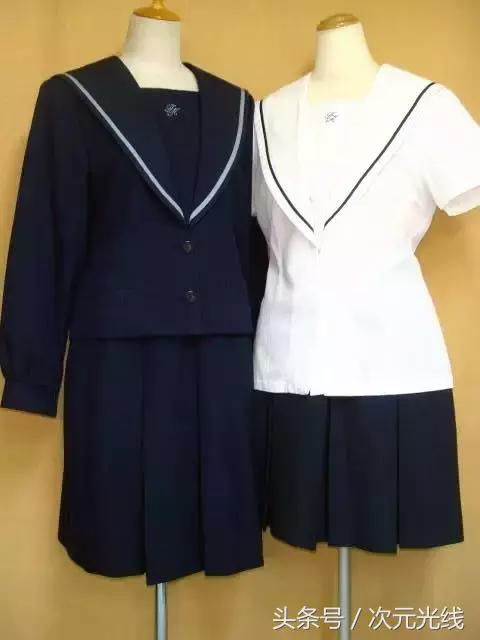 日本水手服穿在身上宽矮胖？那是你没看过这些学校的校服什么样！