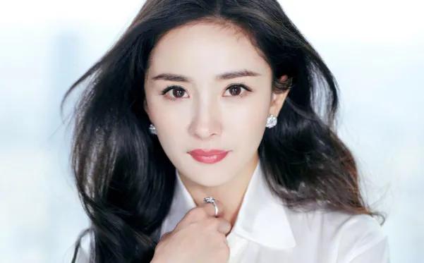 杨幂、刘亦菲、Angelababy、赵丽颖四大美女，按咖位要怎么排位?