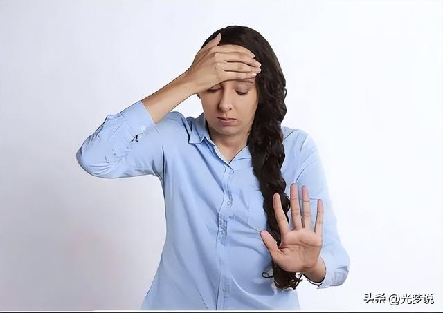 这个国家美女如云还对我国免签，但别急着微笑搭讪，会被当成傻子