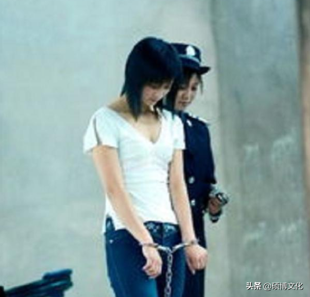 2005年，美女死刑犯毕丽梅，被枪决在火葬场复活，法警又补两枪