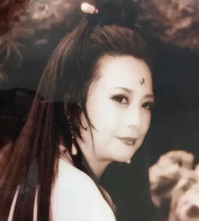 86版西游记十大美女排名，玉兔精仅排第二，嫦娥仙子屈居第四