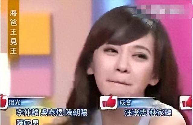 “不拿网友当外人”的5大女星，晒身材、聊隐私，这样真的好吗？