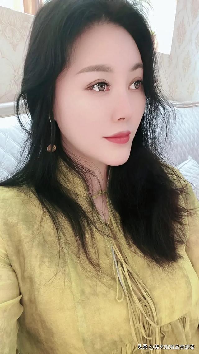 美的很高级的女人长什么样?