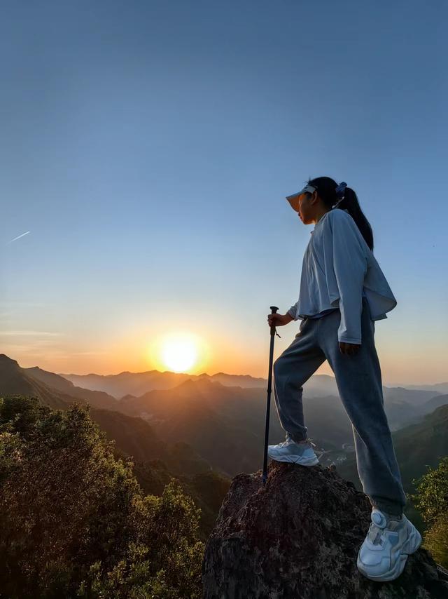 马岭古道茆坪至石舍精华段徒步，再看美女峰神秀