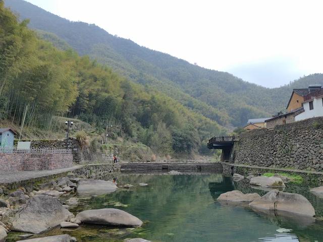 马岭古道茆坪至石舍精华段徒步，再看美女峰神秀