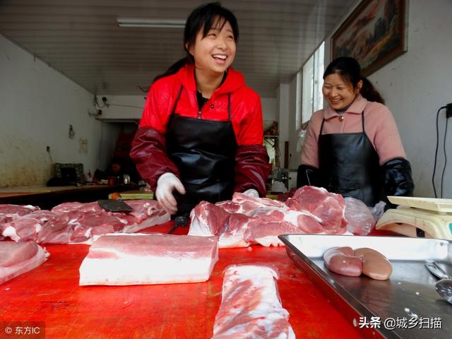 江苏漂亮女屠户杀猪卖肉，生意格外兴隆，收入说出来让工薪族汗颜