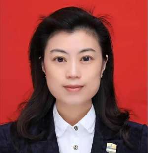 美女警长(重磅四川一80后女局长被查，天姿国色，可惜竟沉沦至此)