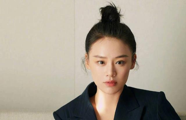 马思纯 SiChun Ma，纯情善良、性感迷人的美女演员｜美女写真