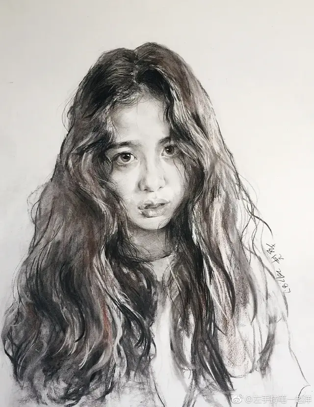 央美才男，笔下少女个个灵动唯美有气质，画作美的让人想谈恋爱