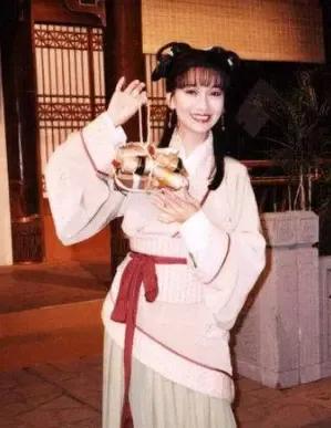 《飞鹰》里的赵雅芝有多美，华语剧50年古装美女第一名！