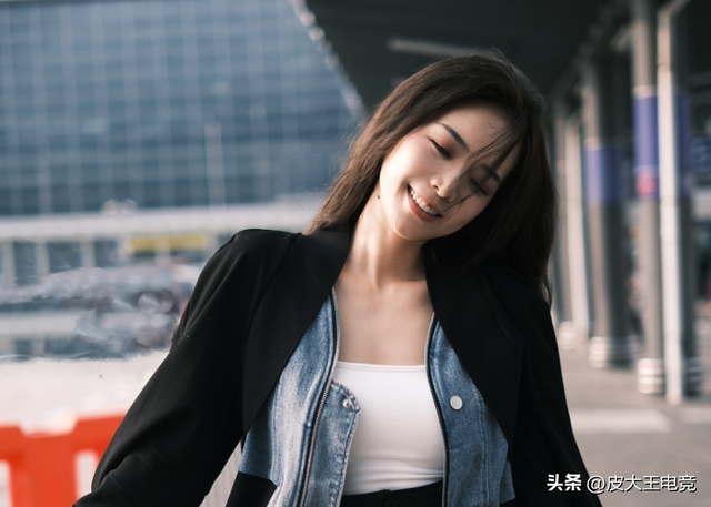 LPL九大美女解说主持，你是谁的老婆粉？网友：最爱奶妈装Rita