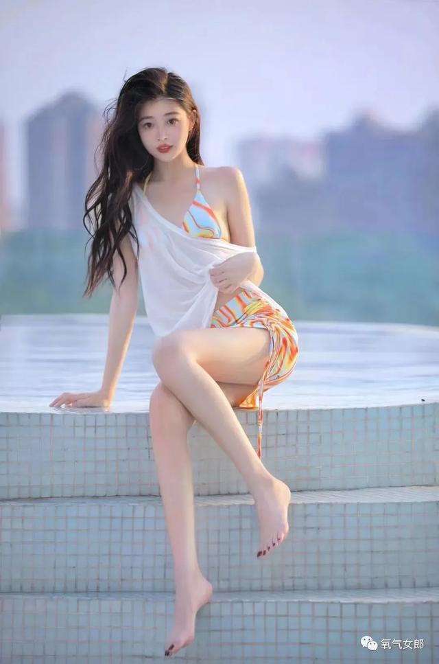 美女写真：艺术少女，好美丽！