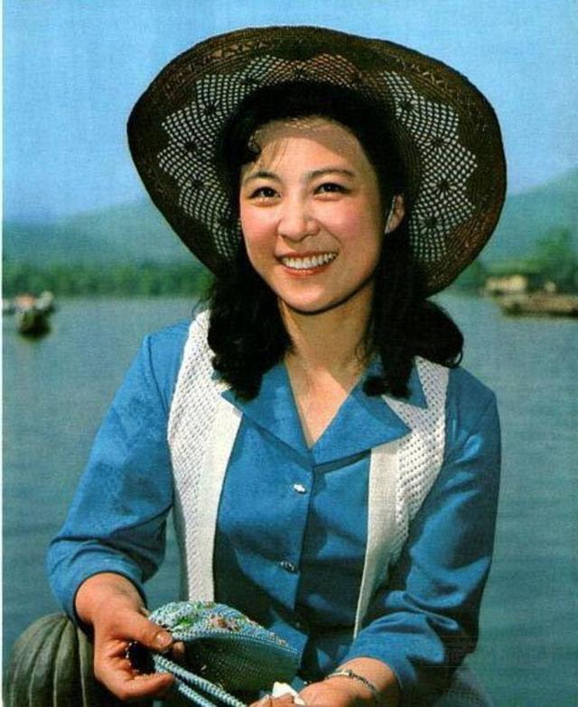 80年代十位美女明星，如今都成“奶奶专业户”，其中6位都是影后