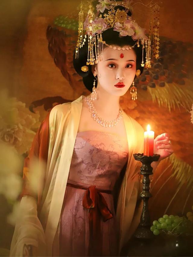 绝色美女写真：杨玉环、貂蝉、王昭君、西施