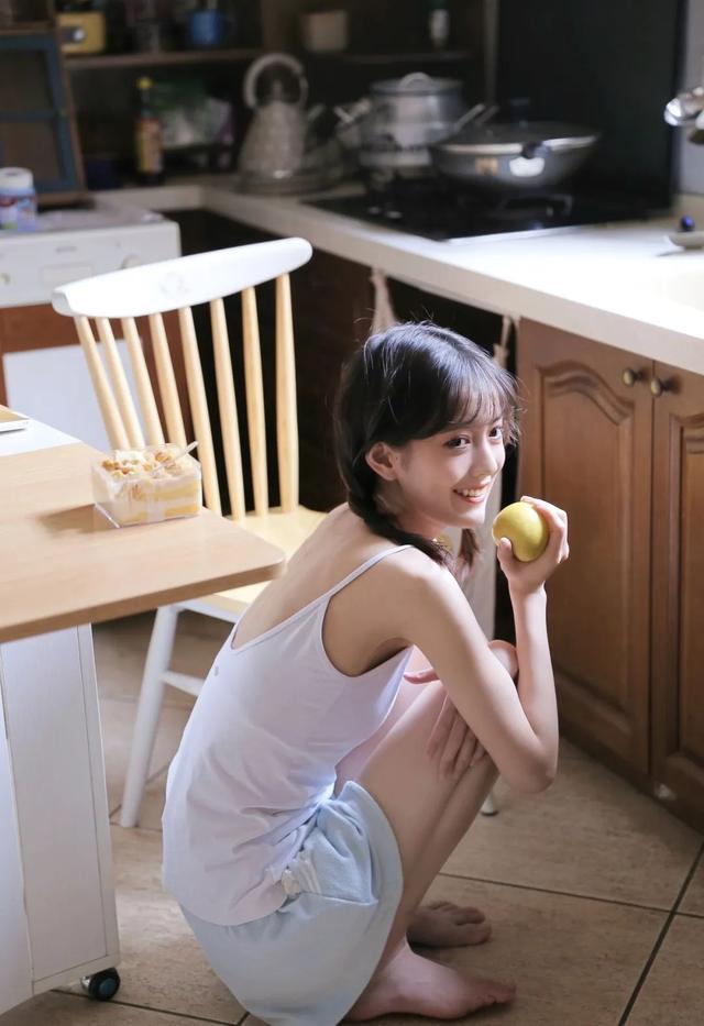 美女写真：清纯双马尾