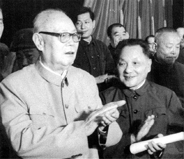 84年叶剑英病情加重，杨尚昆亲自汇报，事后王敏清：堪称淮海战役