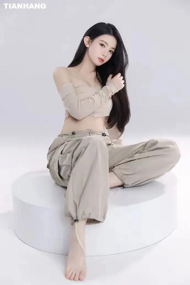 美女图片真人清新唯美