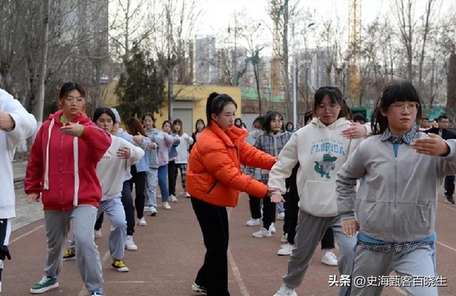 甘肃美女习武30年，登上央视，震惊老外：原来中国人真的会功夫！