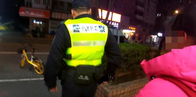 女孩离家出走，民警联动连夜寻回