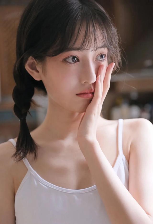 美女写真：清纯双马尾