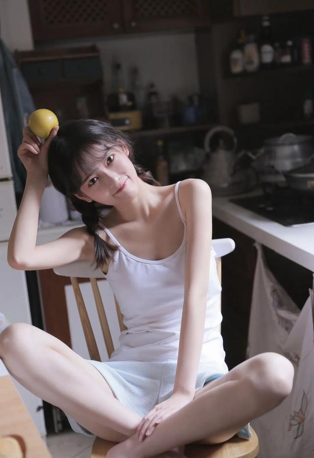 美女写真：清纯双马尾